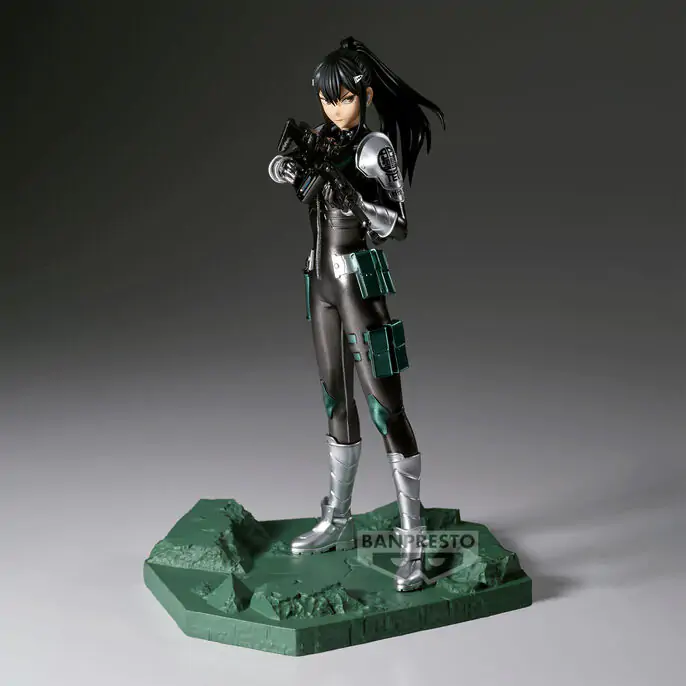 Kaiju No. 8 Mina Ashiro The Metallic Figur 17cm Produktfoto