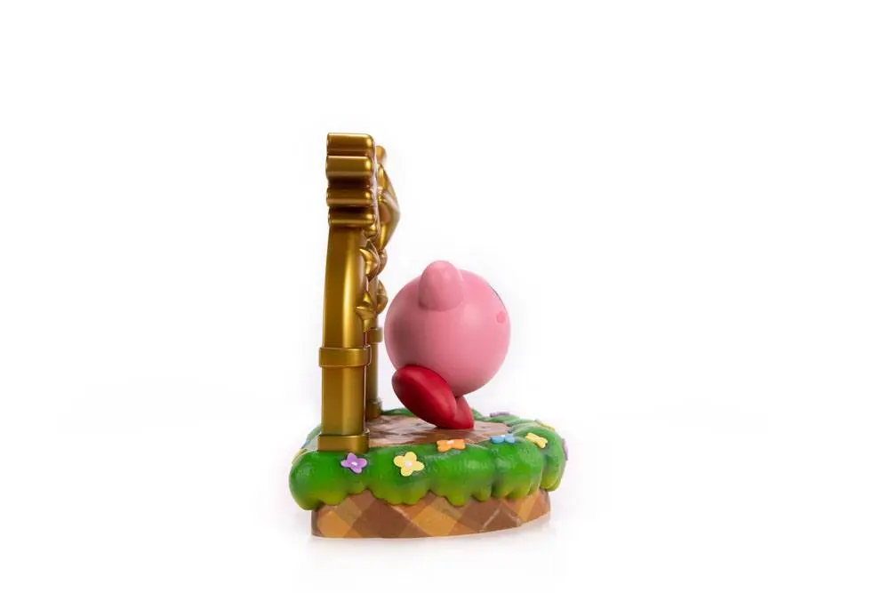 Kirby PVC Statue Kirby and the Goal Door 24 cm Produktfoto