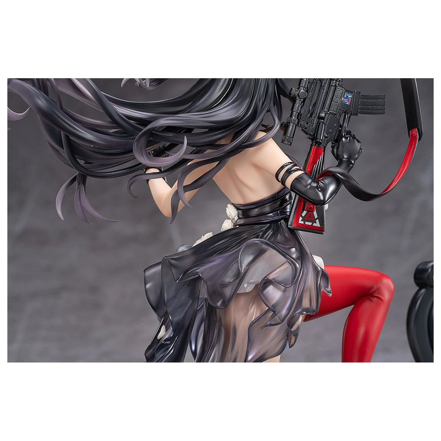 Knives Out PVC Statue 1/7 Diane: Banquet Dance Ver. 29 cm Produktfoto