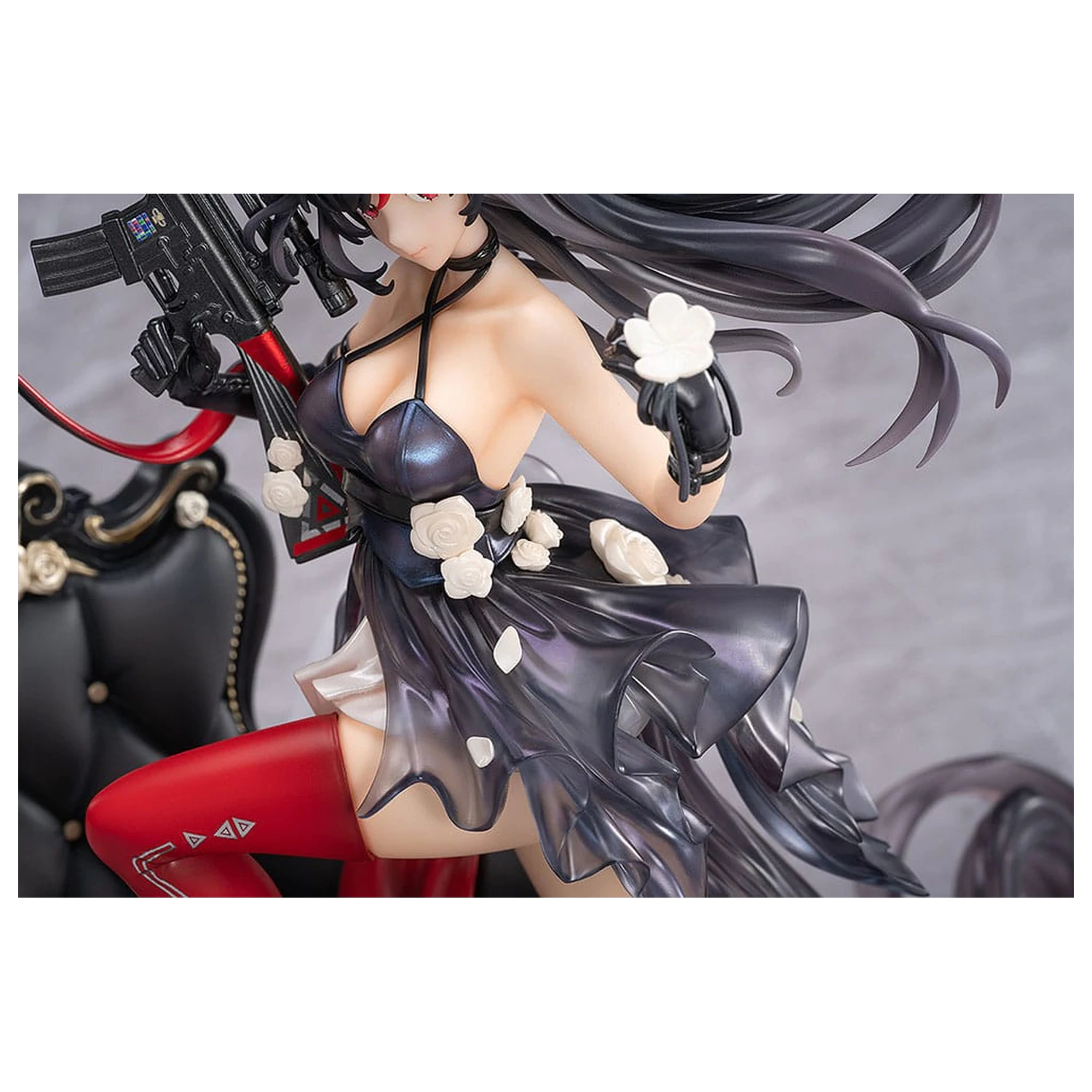 Knives Out PVC Statue 1/7 Diane: Banquet Dance Ver. 29 cm Produktfoto