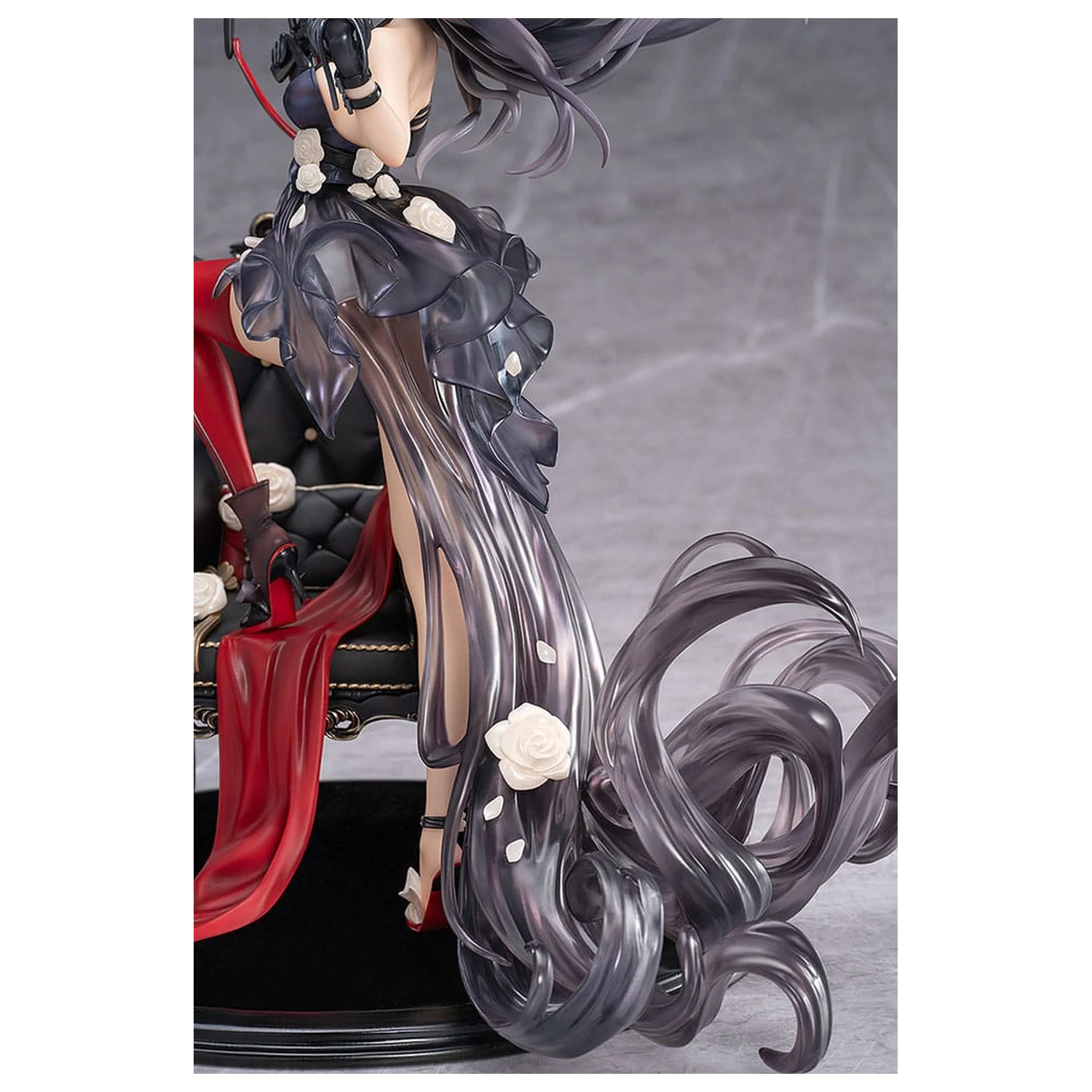 Knives Out PVC Statue 1/7 Diane: Banquet Dance Ver. 29 cm Produktfoto