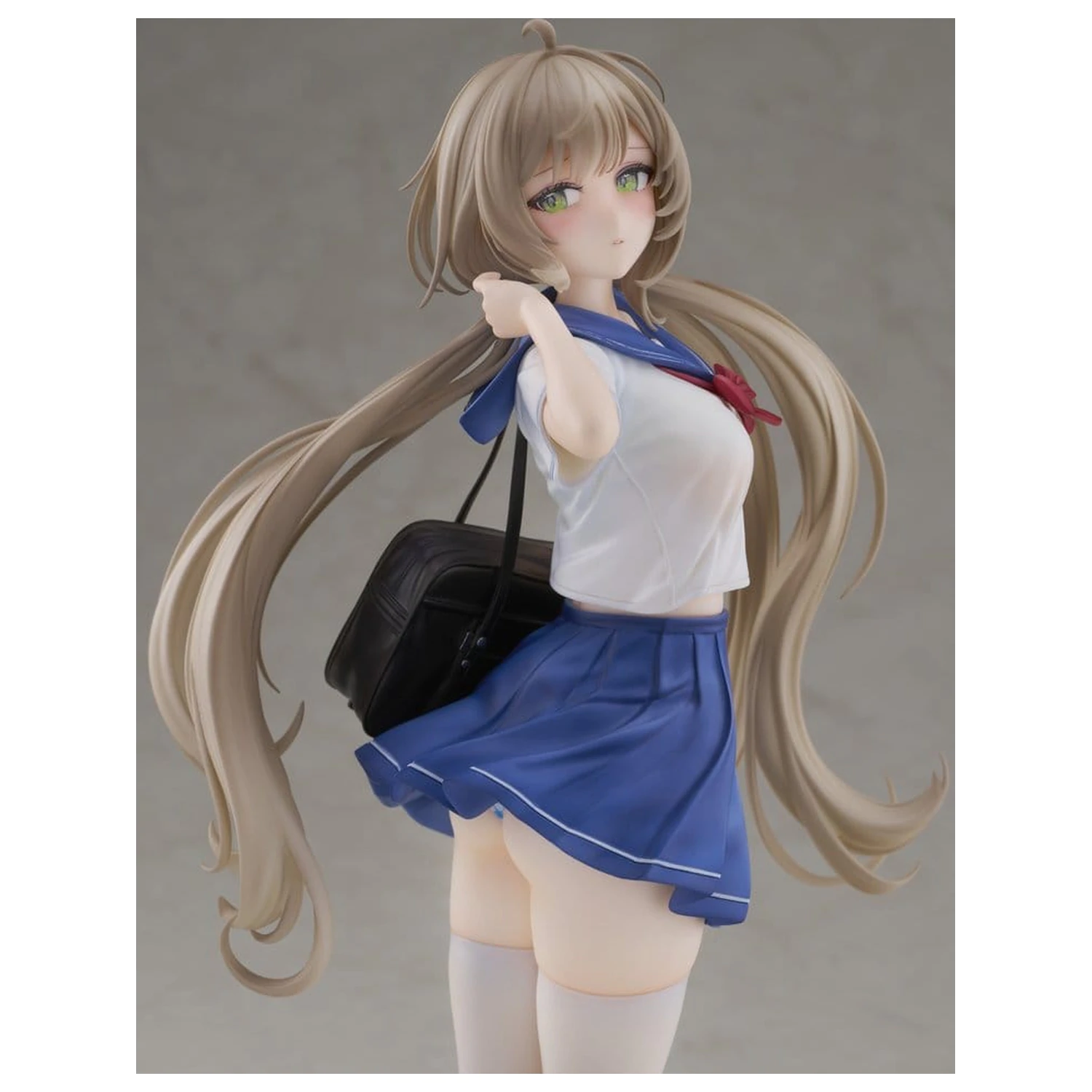 KoiKoi Sakura PVC Figur 1/6 Momoko Uniform Ver. 27 cm Produktfoto