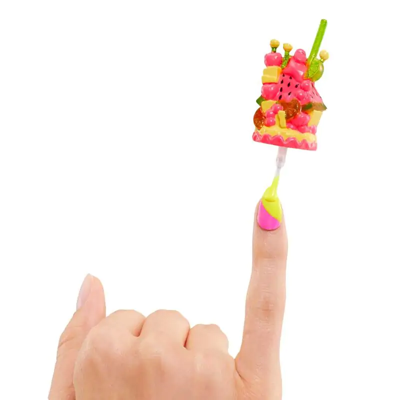 L.O.L. Surprise Pinky Pops Fruit Shop Sweet Nails Puppe termékfotó
