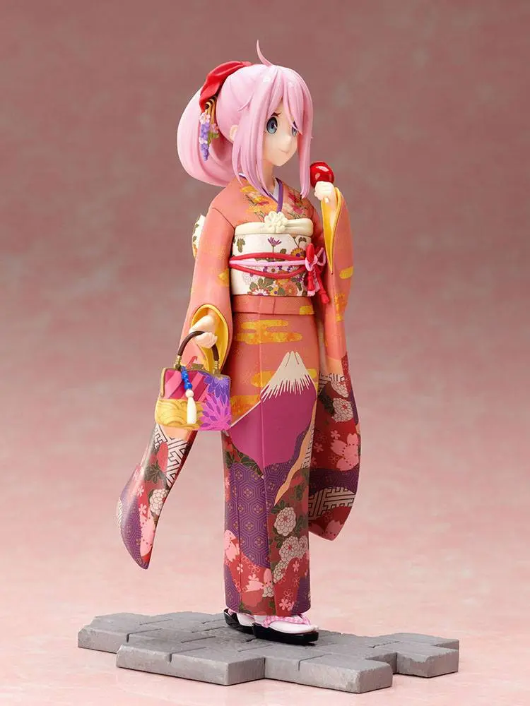 Laid-Back Camp PVC Statue 1/7 Nadeshiko Kagamihara Furisode Ver. 21 cm Produktfoto