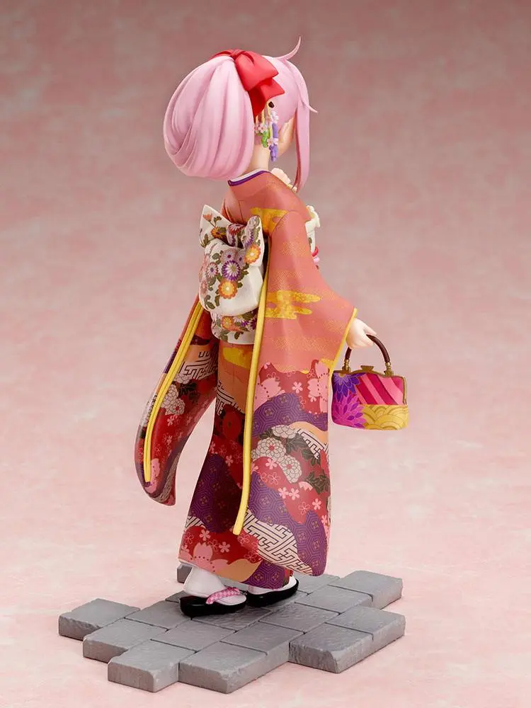 Laid-Back Camp PVC Statue 1/7 Nadeshiko Kagamihara Furisode Ver. 21 cm Produktfoto