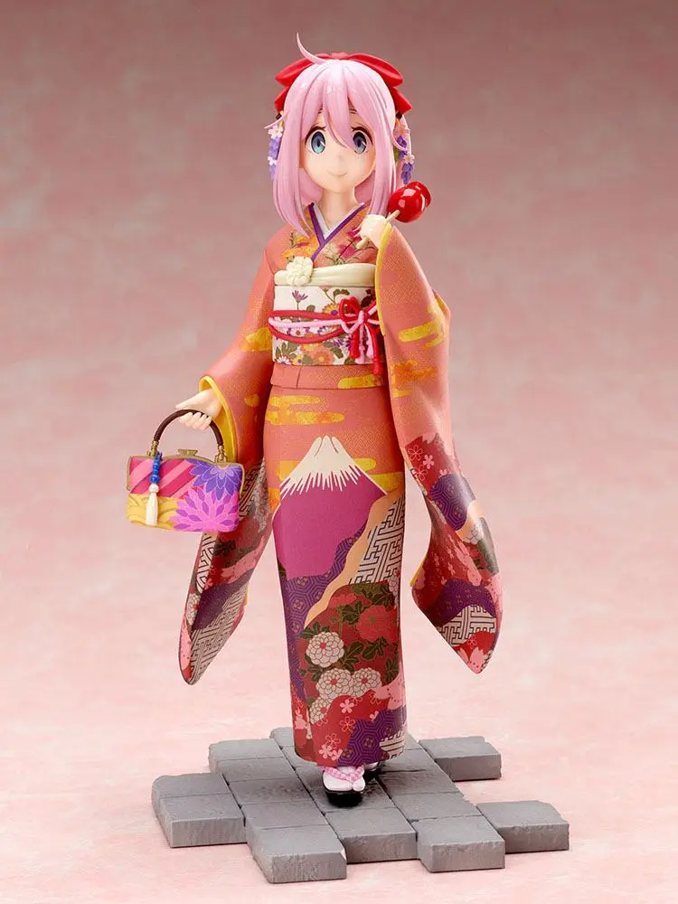 Laid-Back Camp PVC Statue 1/7 Nadeshiko Kagamihara Furisode Ver. 21 cm Produktfoto