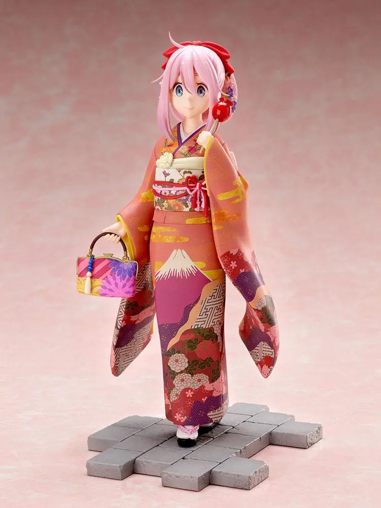 Laid-Back Camp PVC Statue 1/7 Nadeshiko Kagamihara Furisode Ver. 21 cm Produktfoto