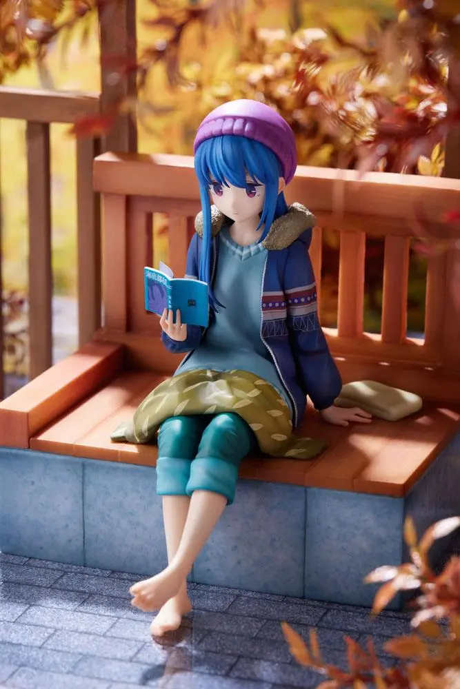 Laid-Back Camp PVC Statue 1/7 Rin Shima Footbath Ver. 17 cm Produktfoto