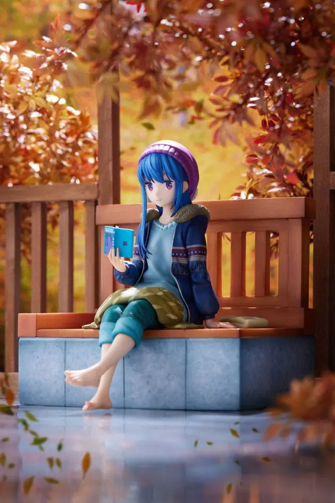 Laid-Back Camp PVC Statue 1/7 Rin Shima Footbath Ver. 17 cm Produktfoto