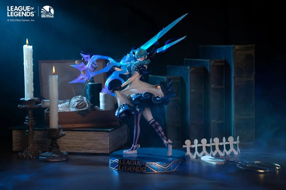 League of Legends Statue 1/6 The Hallowed Seamstress - Gwen 39 cm Produktfoto