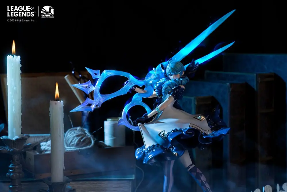 League of Legends Statue 1/6 The Hallowed Seamstress - Gwen 39 cm Produktfoto