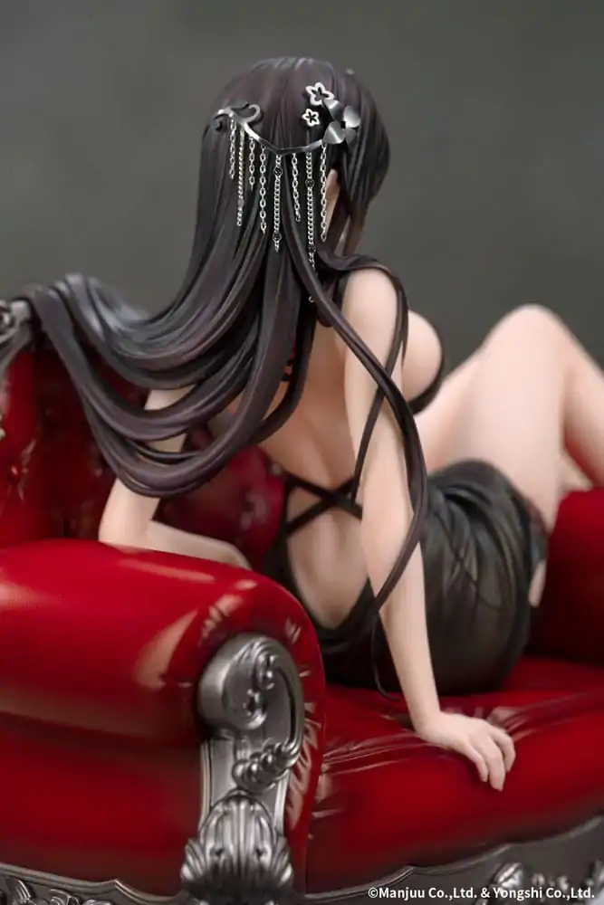 Azur Lane PVC Statue 1/7 Taihou: Rose Ceremony Ver. 18 cm termékfotó