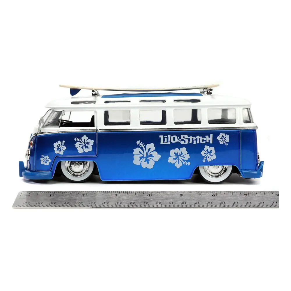 Lilo & Stitch Hollywood Rides Diecast Modell 1/24 1962 VW Bus mit Stitch Figur Produktfoto