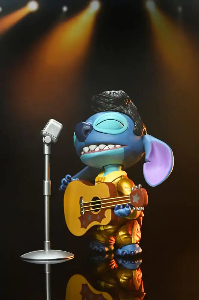 Lilo & Stitch Action Figur Ultimativer Gold Anzug Elvis Stitch 7 cm Produktfoto