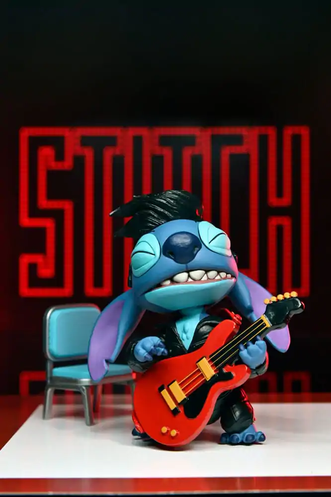 Lilo & Stitch Action Figur Ultimate Singer Elvis Stitch 7 cm Produktfoto