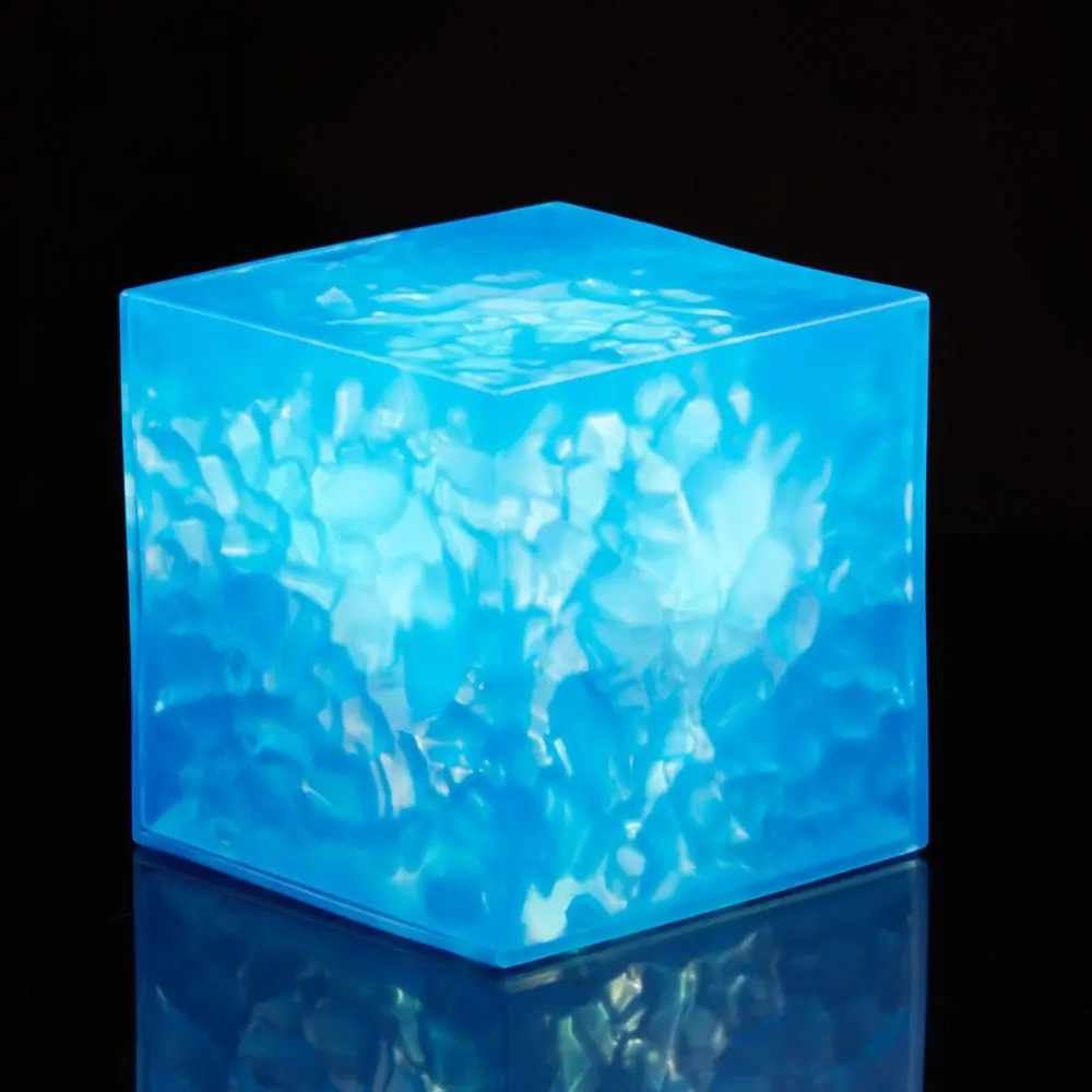 Loki Marvel Legends Elektronische Roleplay-Replik 1/1 Tesseract mit Loki Actionfigur 15 cm Produktfoto