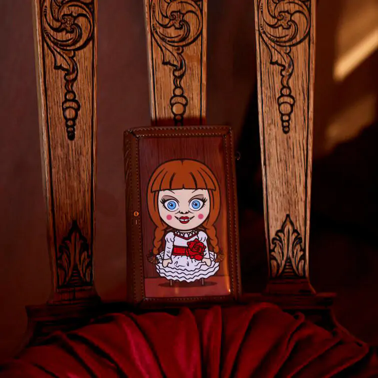 Loungefly Annabelle Cosplay Geldbörse Produktfoto