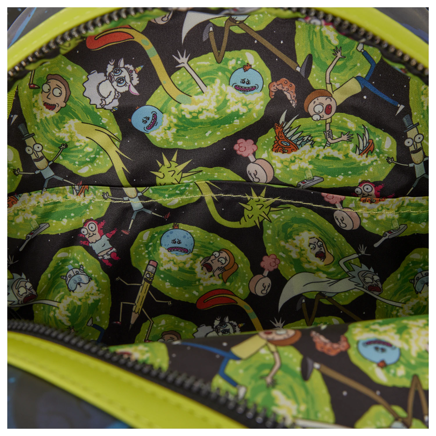 Loungefly Cartoon Network Rick and Morty Space Cruiser Loungefly Rucksack 26cm Produktfoto