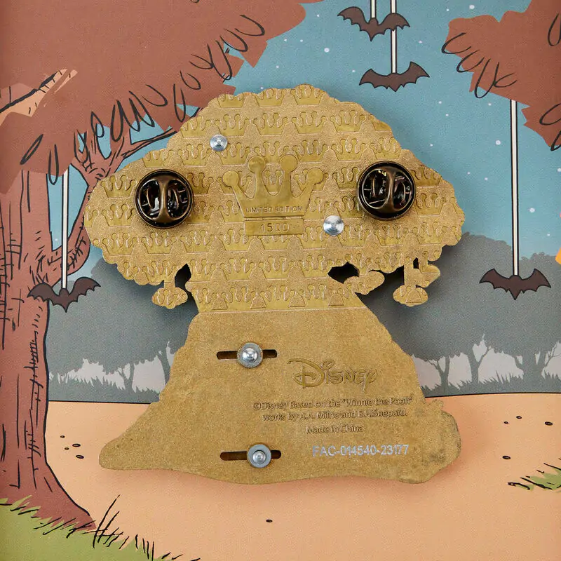 Loungefly Disney Winnie the Pooh Halloween Kostüm Ansteck-pin Produktfoto