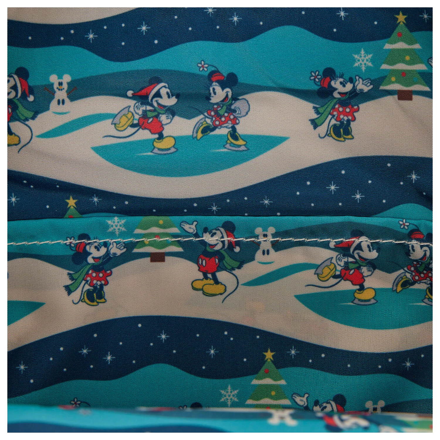 Loungefly Disney Mickey Holiday Rucksack Produktfoto