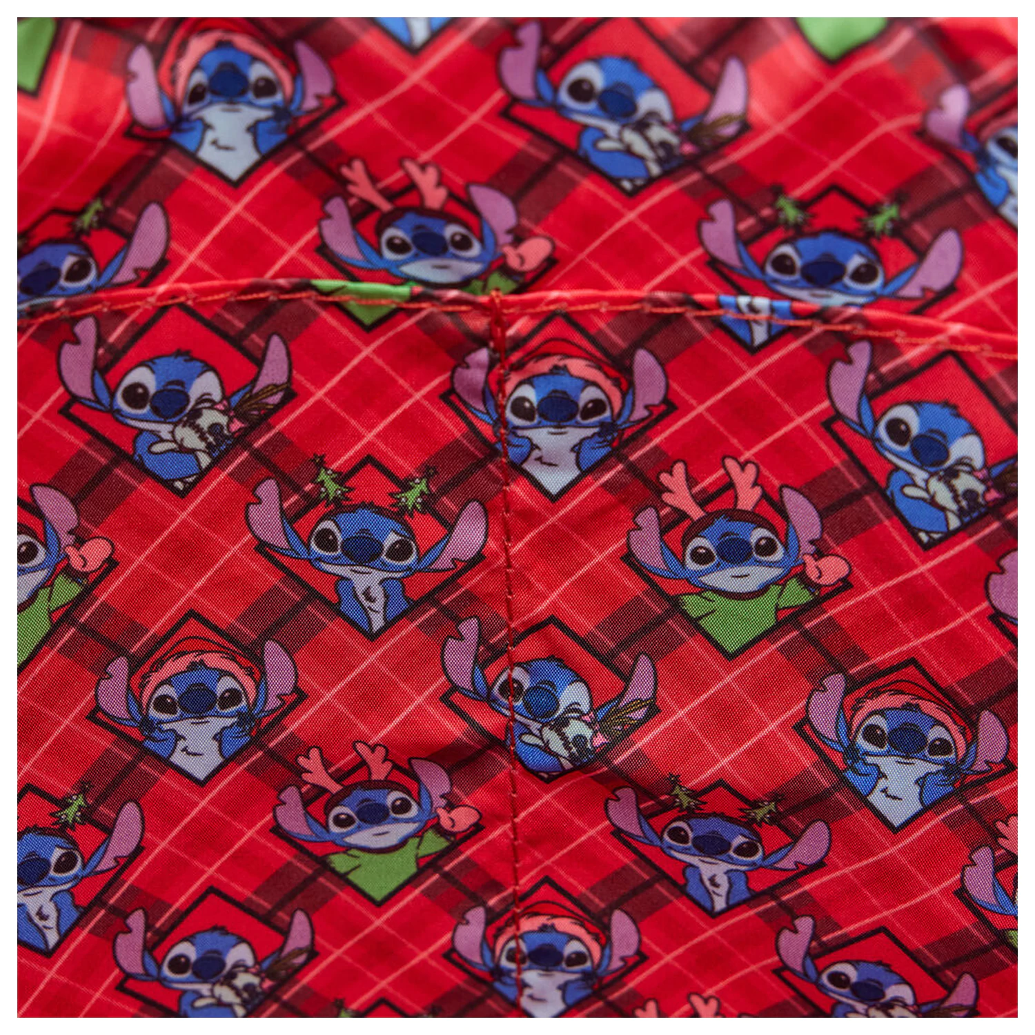 Loungefly Disney Stitch Feiertags Tasche Produktfoto
