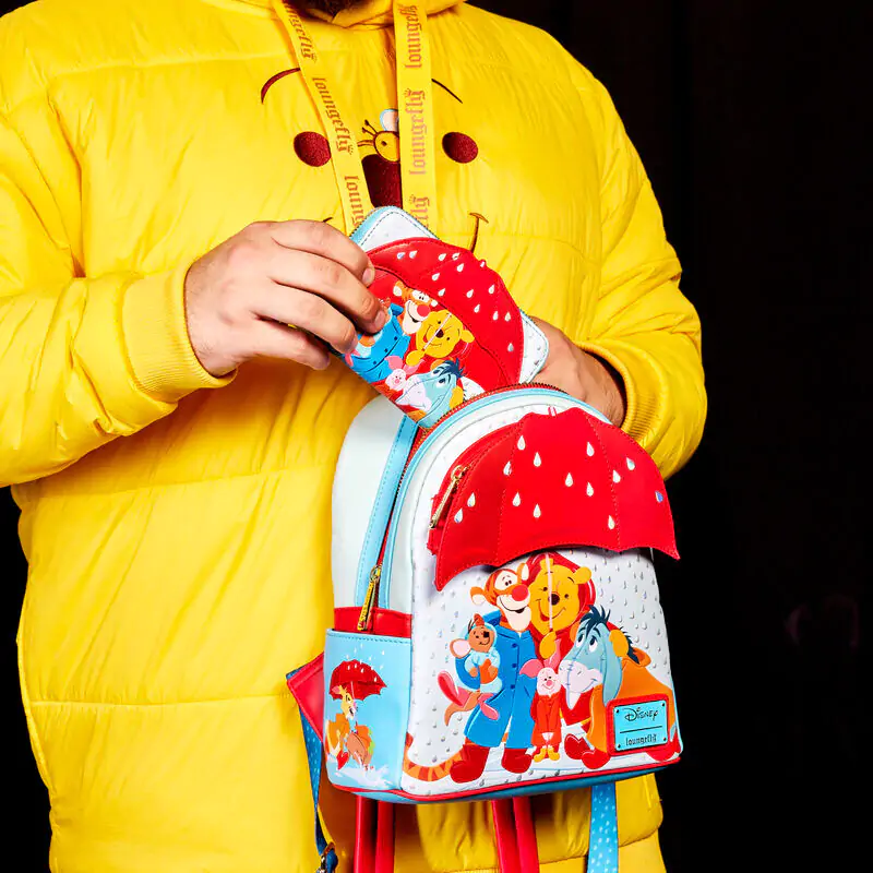 Loungefly Disney Winnie the Pooh &amp; Friends Rainy Day Rucksack 26cm Produktfoto