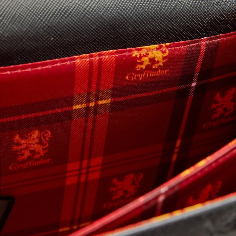 Harry Potter by Loungefly Umhängetasche Gryffindor Chain Strap Produktfoto