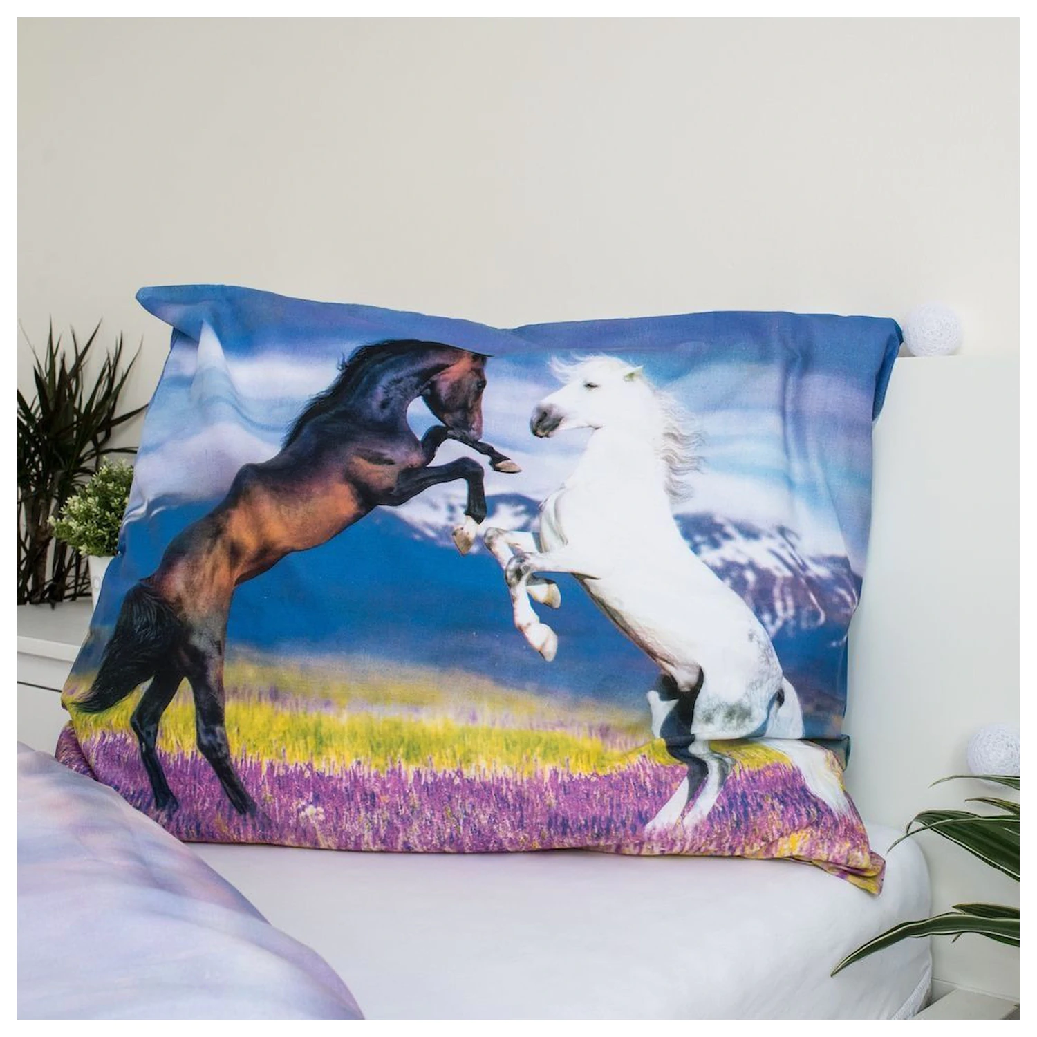 Lovas White Meadow Bettbezug Produktfoto