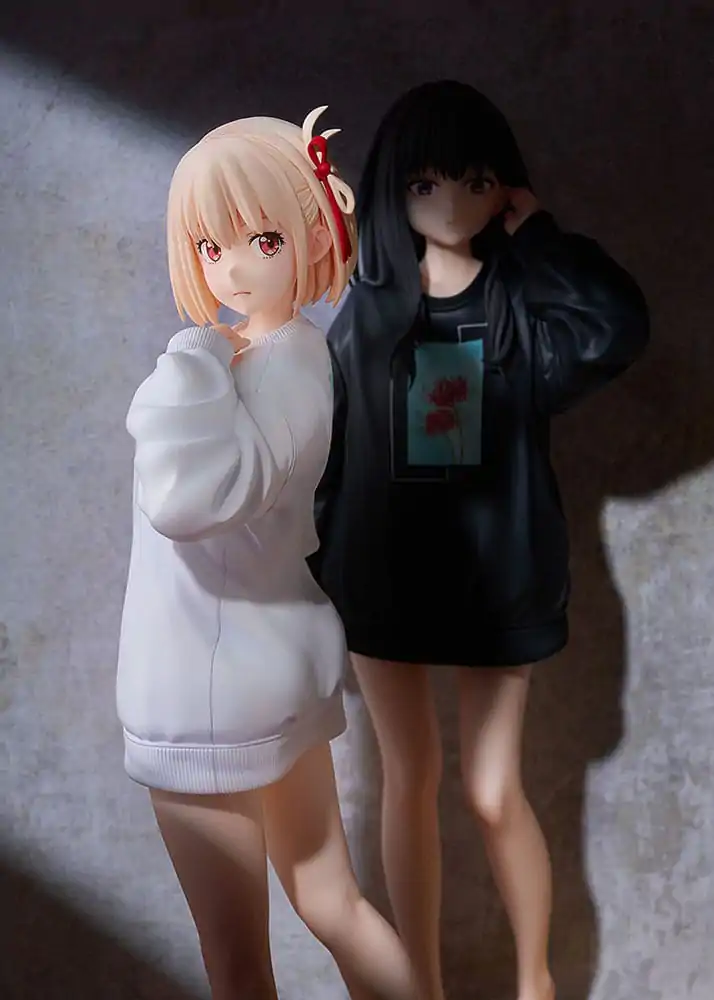 Lycoris Recoil PVC Statue 1/7 Chisato Nishikigi: Oversized Sweatshirt Ver. 25 cm Produktfoto