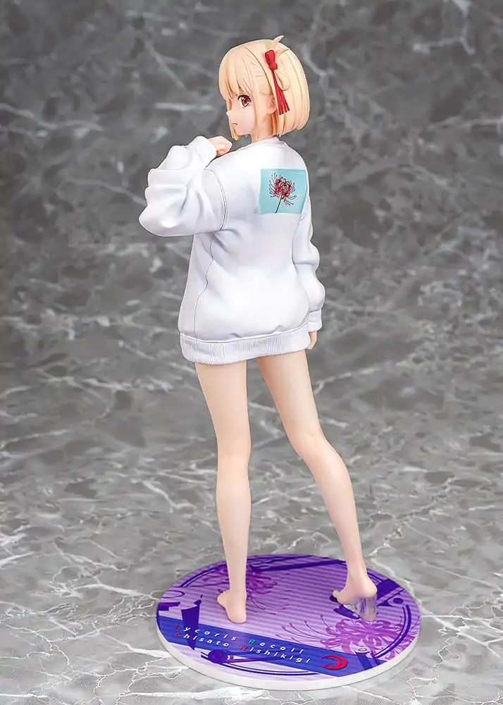Lycoris Recoil PVC Statue 1/7 Chisato Nishikigi: Oversized Sweatshirt Ver. 25 cm Produktfoto