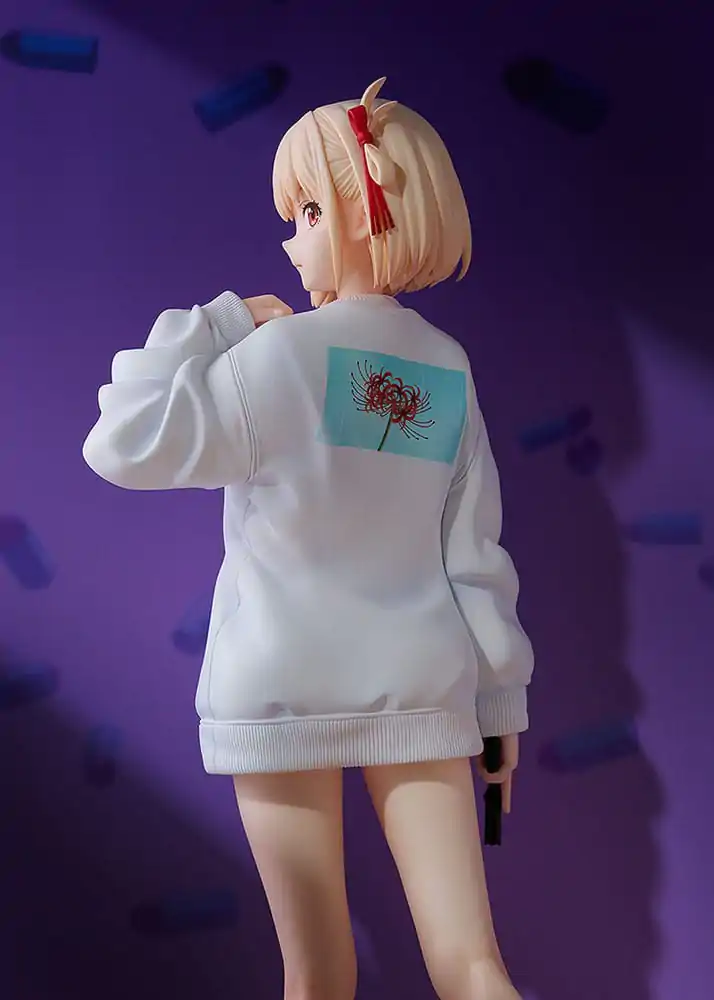Lycoris Recoil PVC Statue 1/7 Chisato Nishikigi: Oversized Sweatshirt Ver. 25 cm Produktfoto