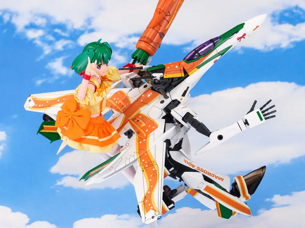 Macross Frontier Plastic Model Kit VF-25F Messiah Ranka Lee Macross 40th Anniversary 22 cm Produktfoto