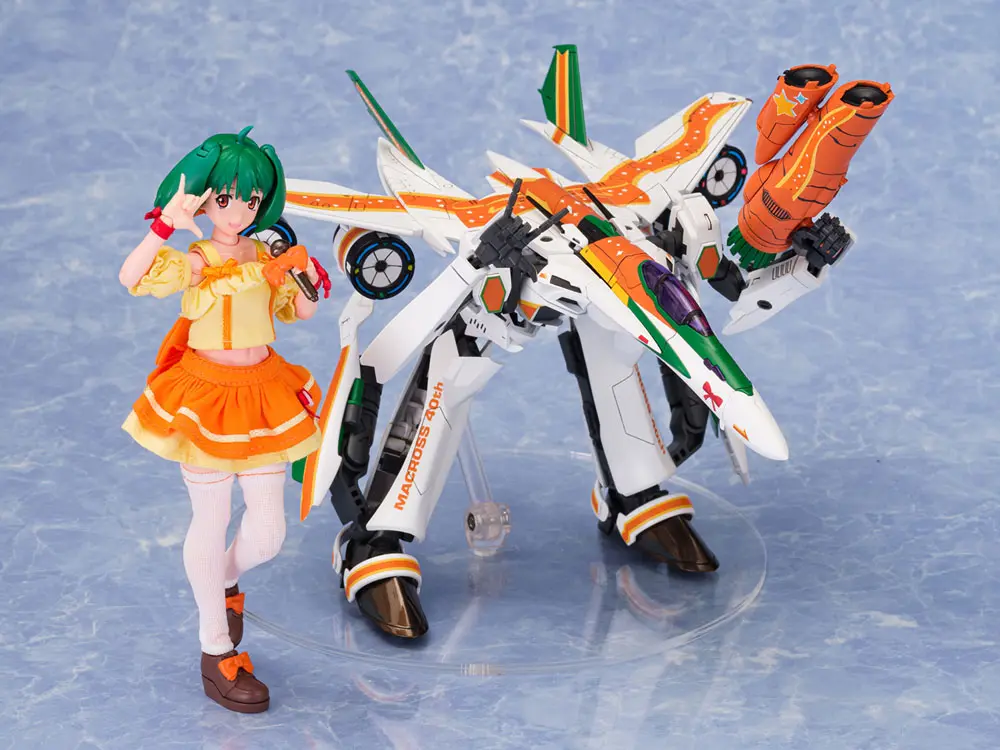 Macross Frontier Plastic Model Kit VF-25F Messiah Ranka Lee Macross 40th Anniversary 22 cm Produktfoto