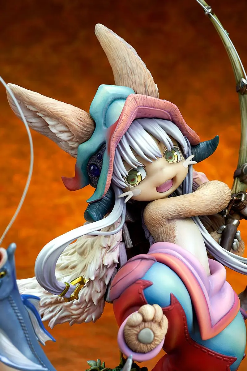 Made in Abyss PVC Statue 1/8 Nanachi Gankimasu Fishing 23 cm Produktfoto