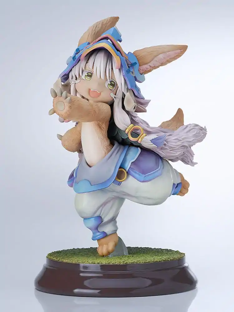 Made in Abyss: The Golden City of the Scorching Sun PVC-Statue 1/8 Nanachi: New Outfit Ver. 19 cm Produktfoto