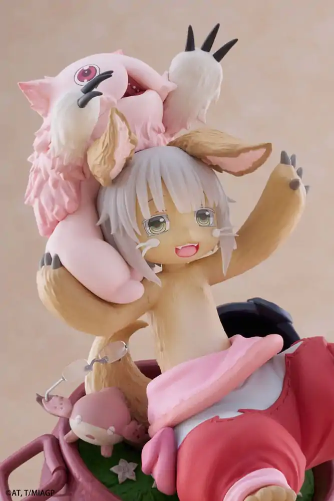 Made in Abyss: The Golden City of the Scorching Sun AMP+ PVC Statue Nanachi My Treasure Reissue 16 cm Produktfoto