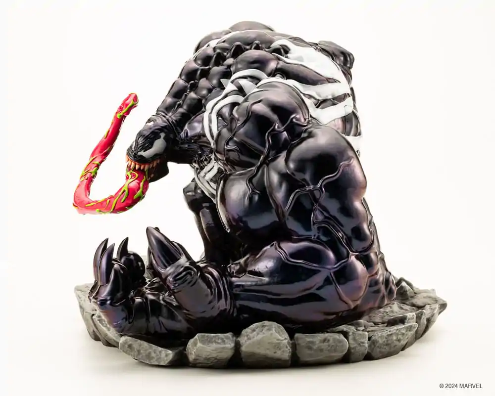 Marvel ARTFX Artist Series PVC Statue 1/6 Venom Armed & Dangerous 22 cm termékfotó