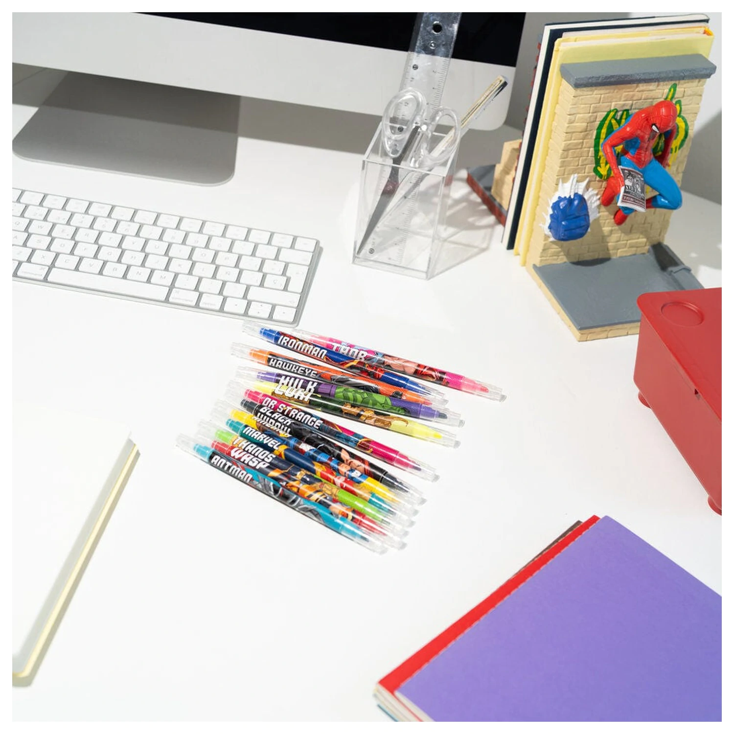 Marvel Avengers 12 löschbare Marker Pack Produktfoto