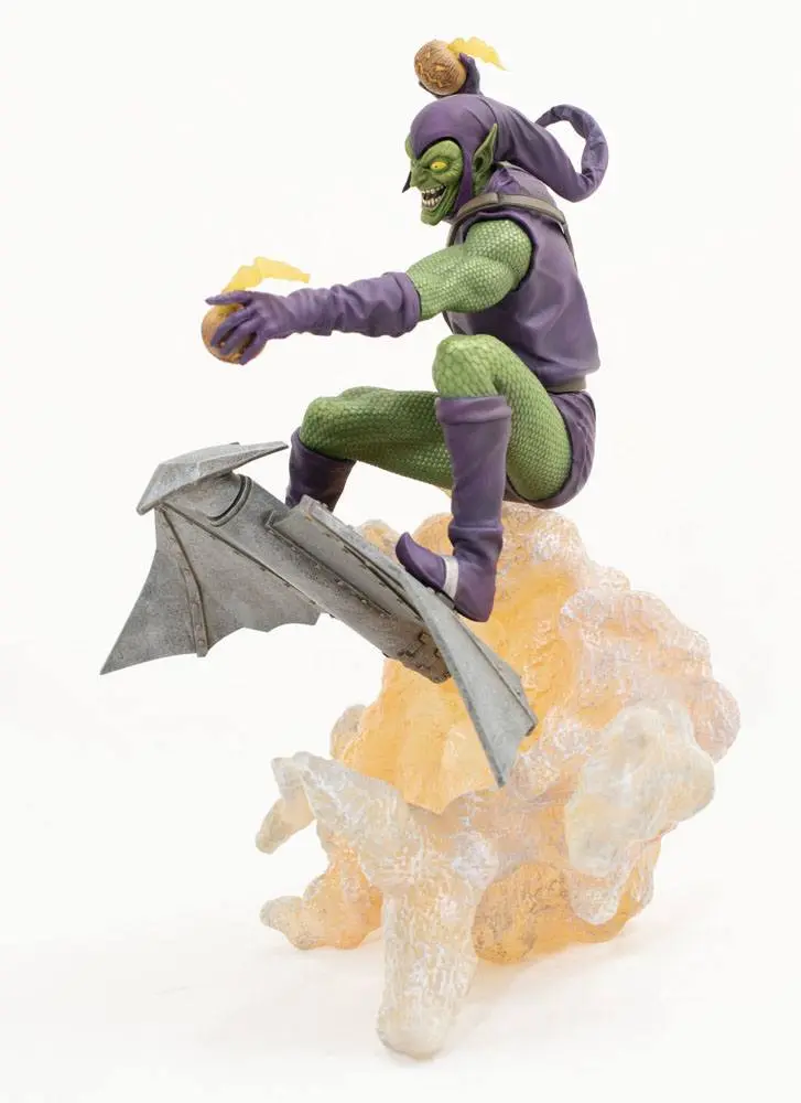 Marvel Comic Gallery Deluxe PVC Statue Green Goblin termékfotó