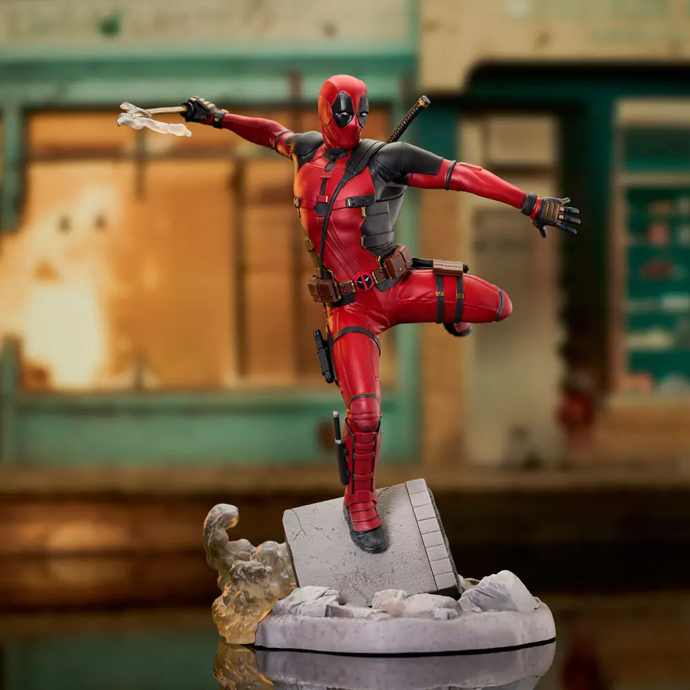 Marvel Deadpool & Wolverine Deadpool Figur 25cm Produktfoto