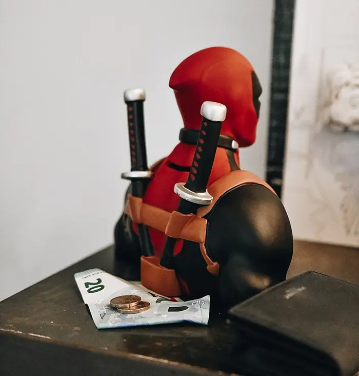 Marvel Deadpool Spardose Büste 20cm termékfotó