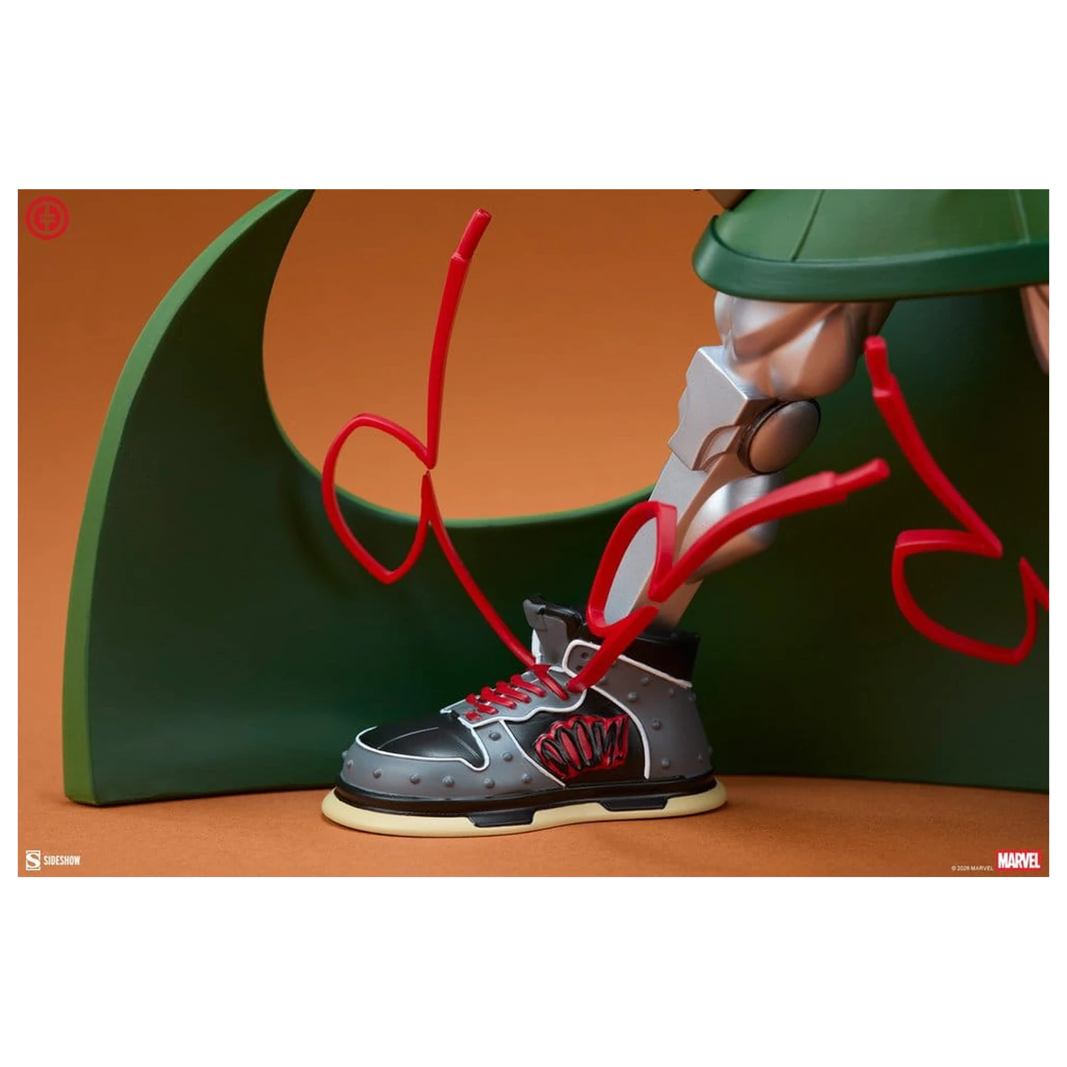 Marvel Designer Sammler-Statue Dr. Doom 25 cm Produktfoto