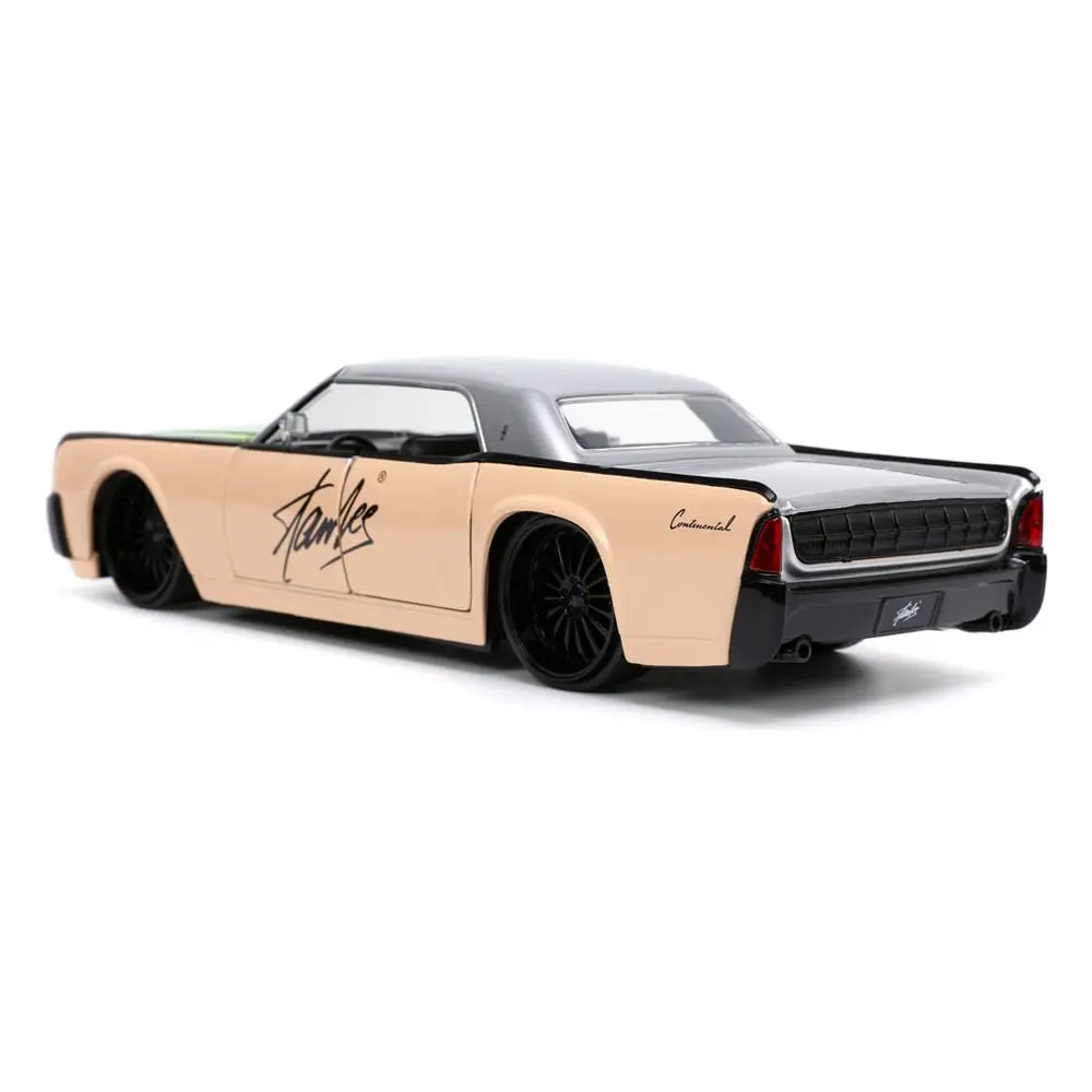 Marvel Hollywood Rides Diecast Modell 1/24 1963 Lincoln Continental mit Stan Lee Figur Produktfoto