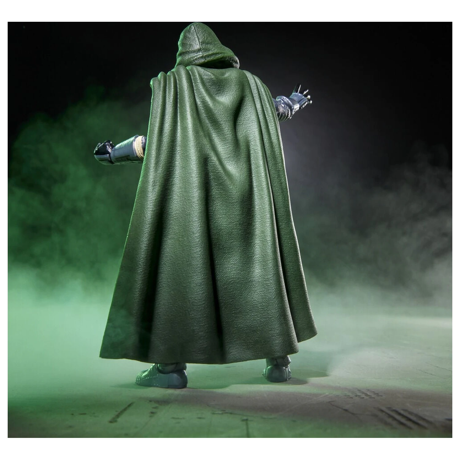 Marvel Legends Series Avengers Doomsday Doctor Doom Figur 15cm Produktfoto