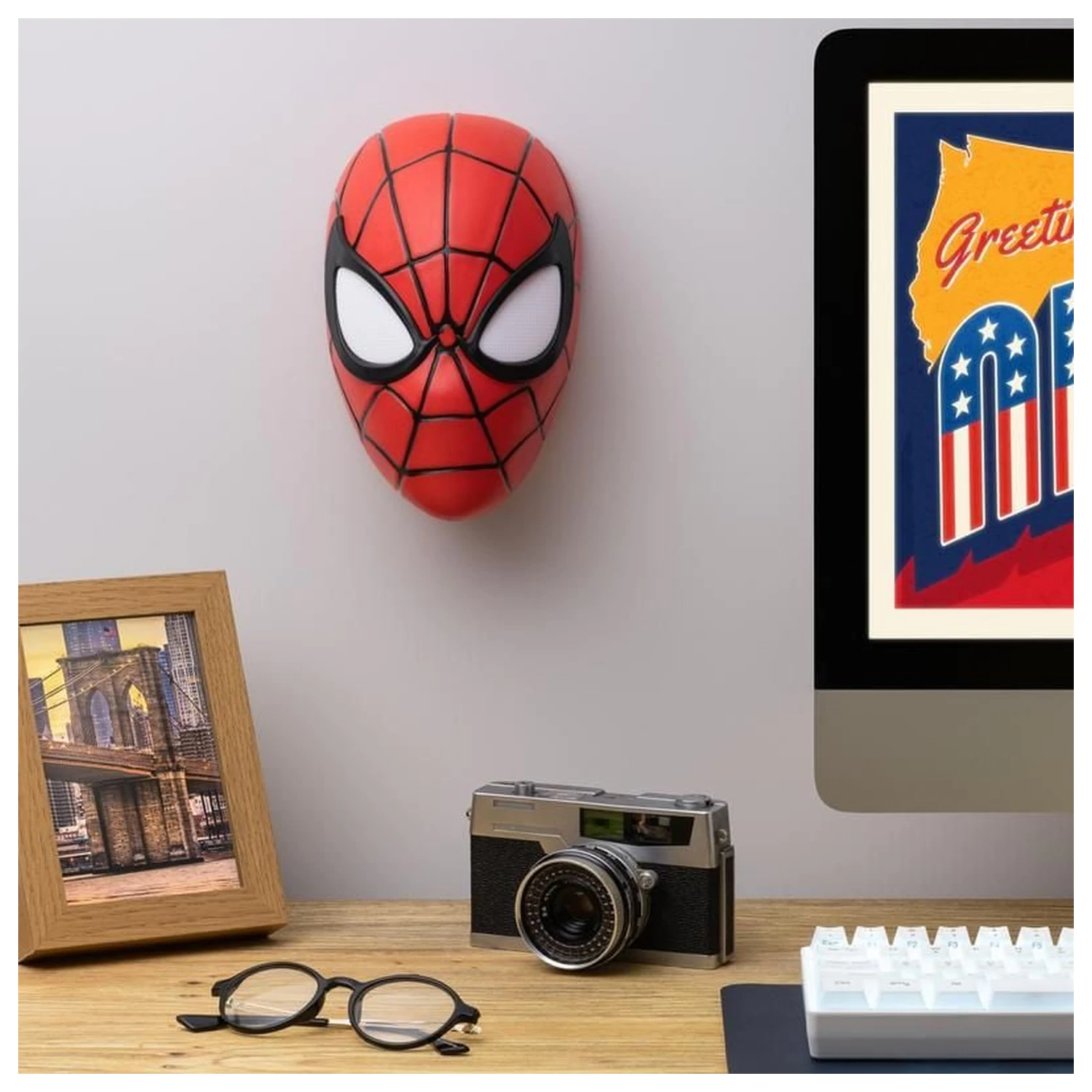 Marvel Spider-Man Maske Licht 22cm Produktfoto