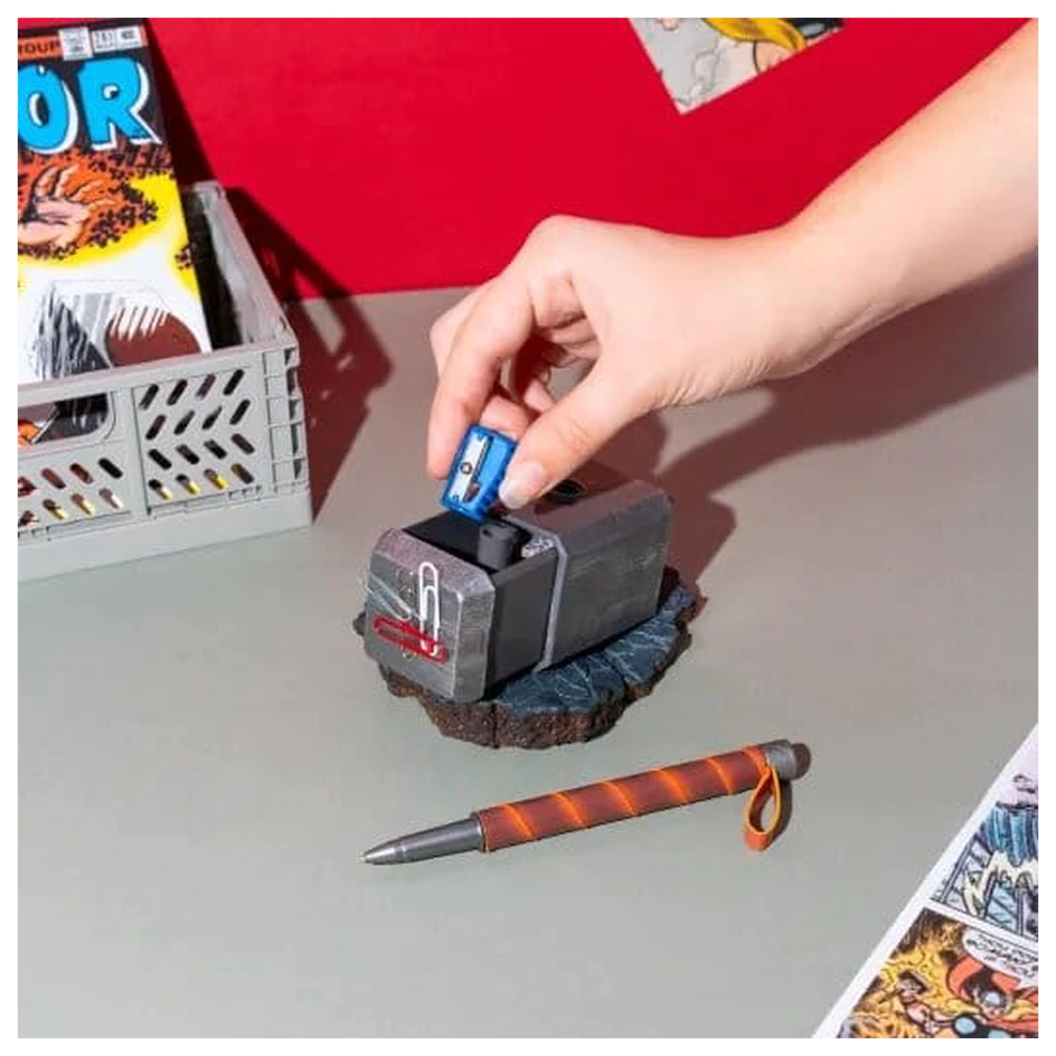 Marvel Thor Stift und Stand Hammer Produktfoto