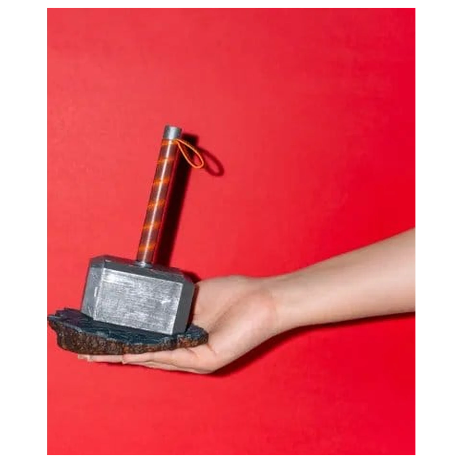 Marvel Thor Stift und Stand Hammer Produktfoto