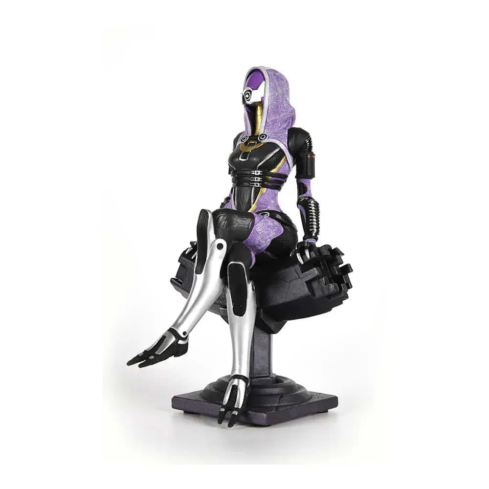 Mass Effect PVC Statue Tali'Zorah nar Rayya 17 cm Produktfoto