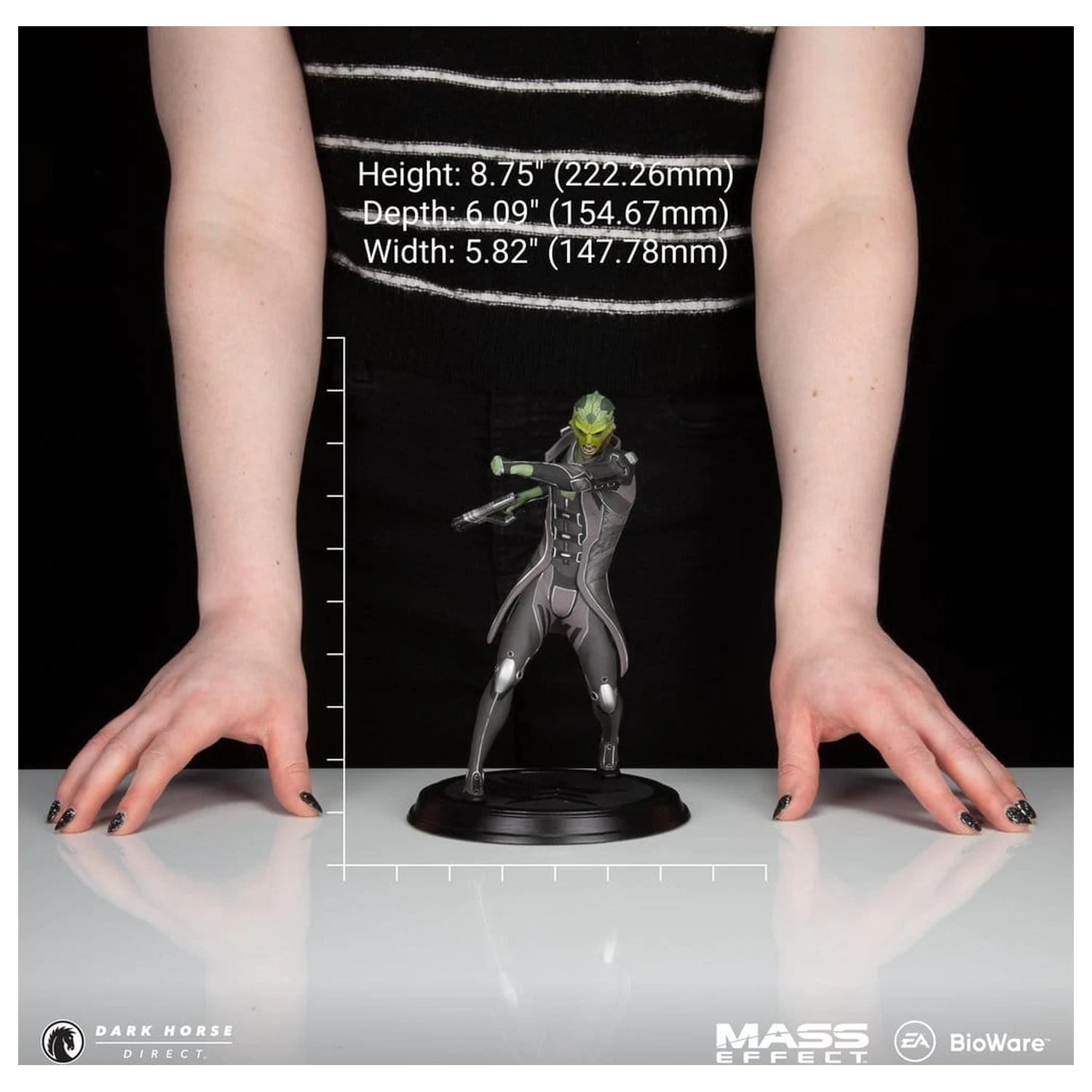 Mass Effect PVC Figur Thane Krios 22 cm Produktfoto