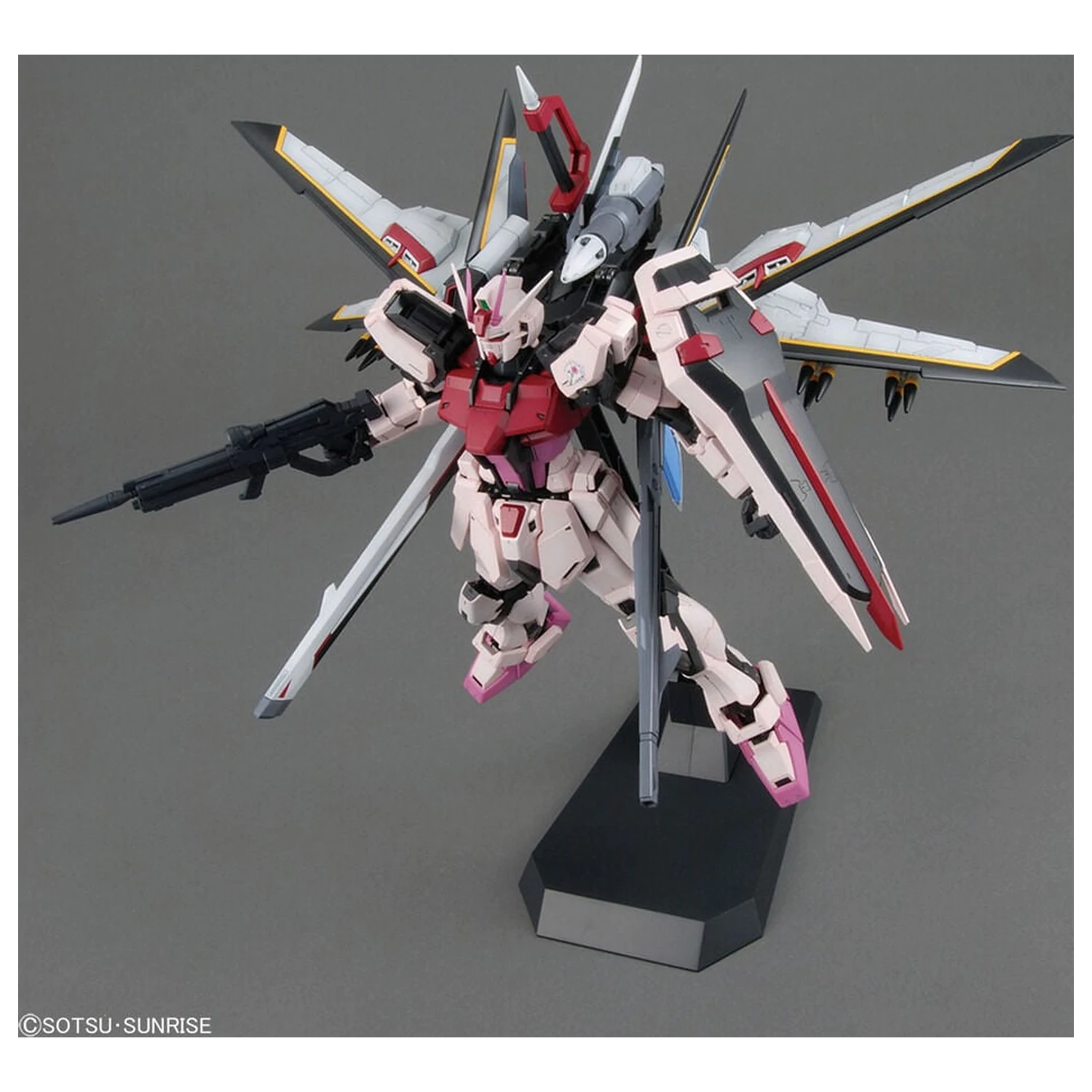 MBF-02 Strike Rouge Ootori Unit Ver. RM Modellbausatz MG 1/100 Produktfoto